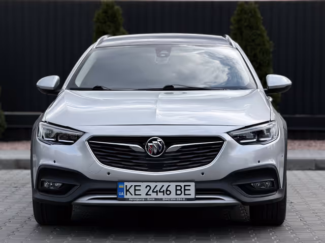 Buick Regal - фото 2