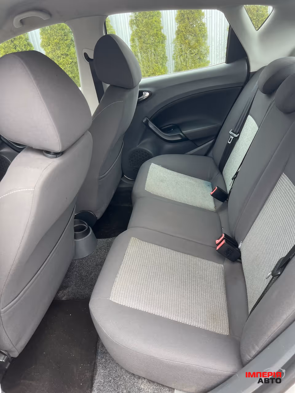 SEAT Ibiza - фото 12