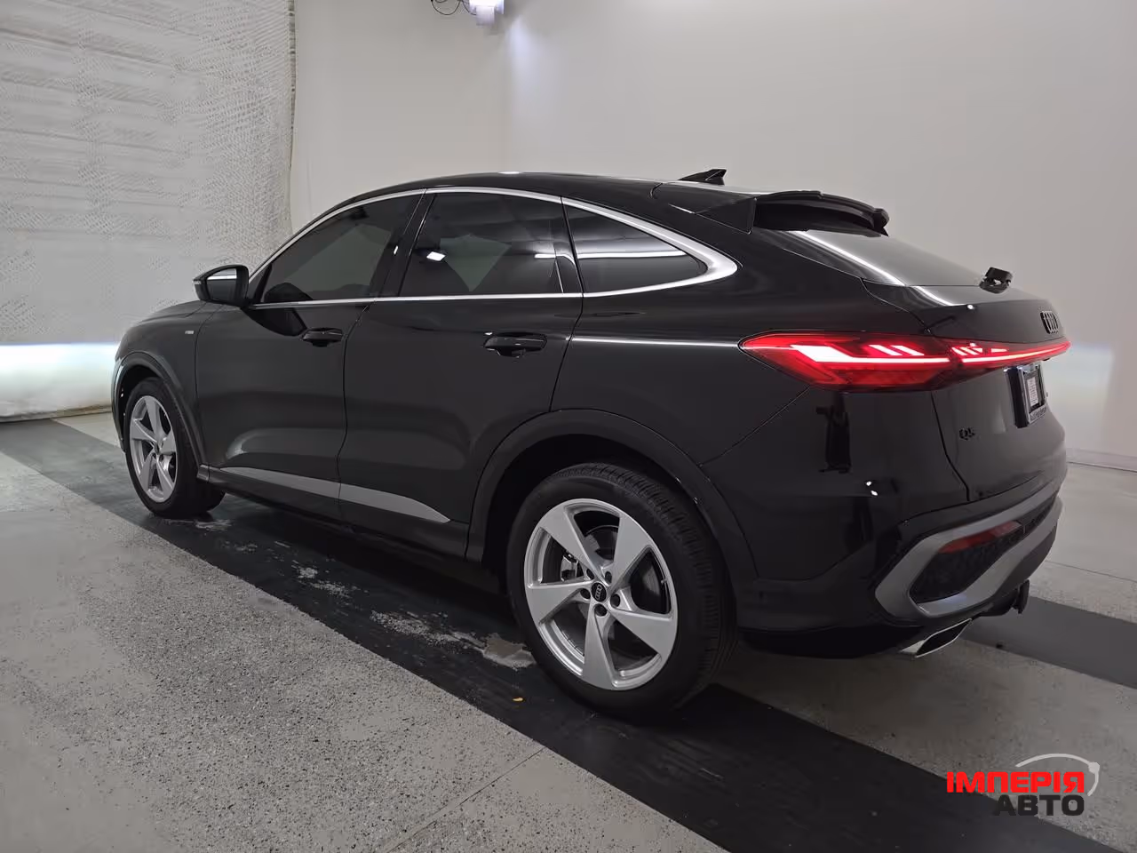 Audi Q5 Sportback - фото 5