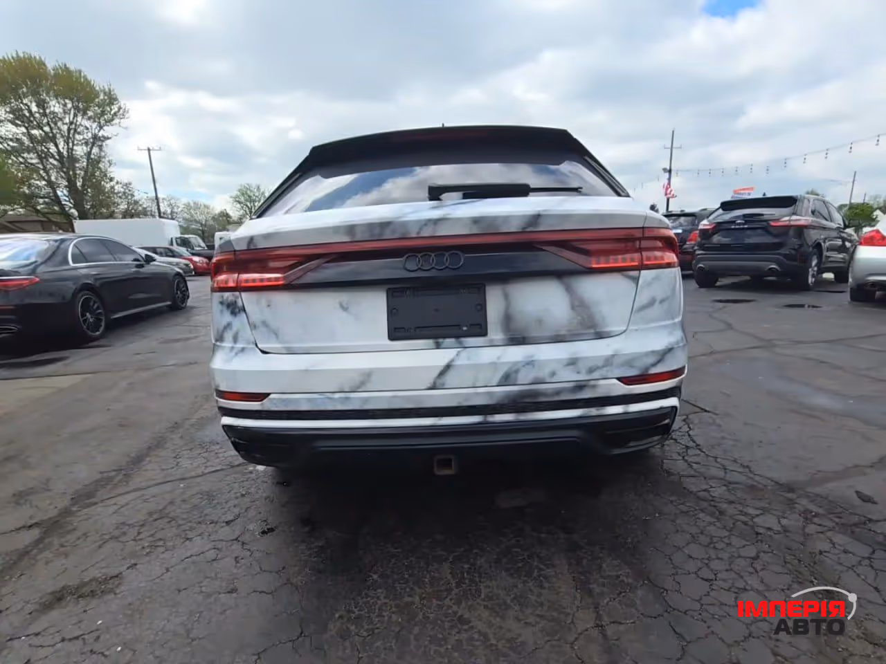 Audi Q8 - фото 5