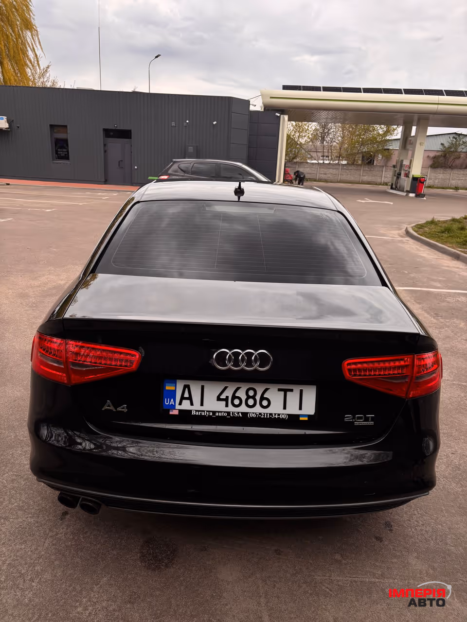 Audi A4 - фото 4