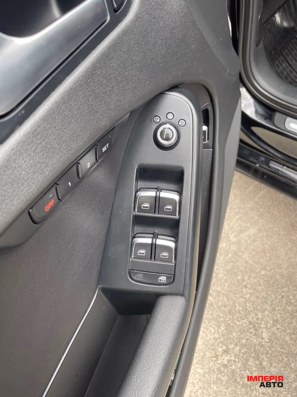 Audi A4 - фото 12