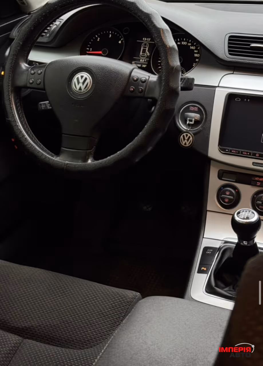 Volkswagen Passat - фото 36