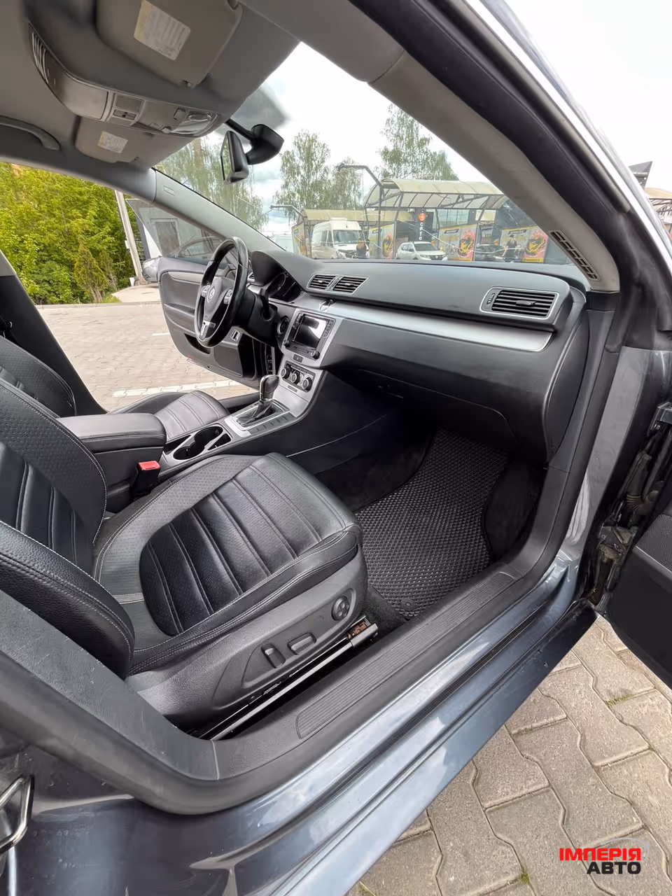 Volkswagen Passat CC - фото 13
