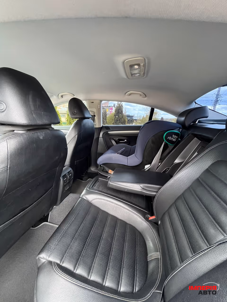 Volkswagen Passat CC - фото 20
