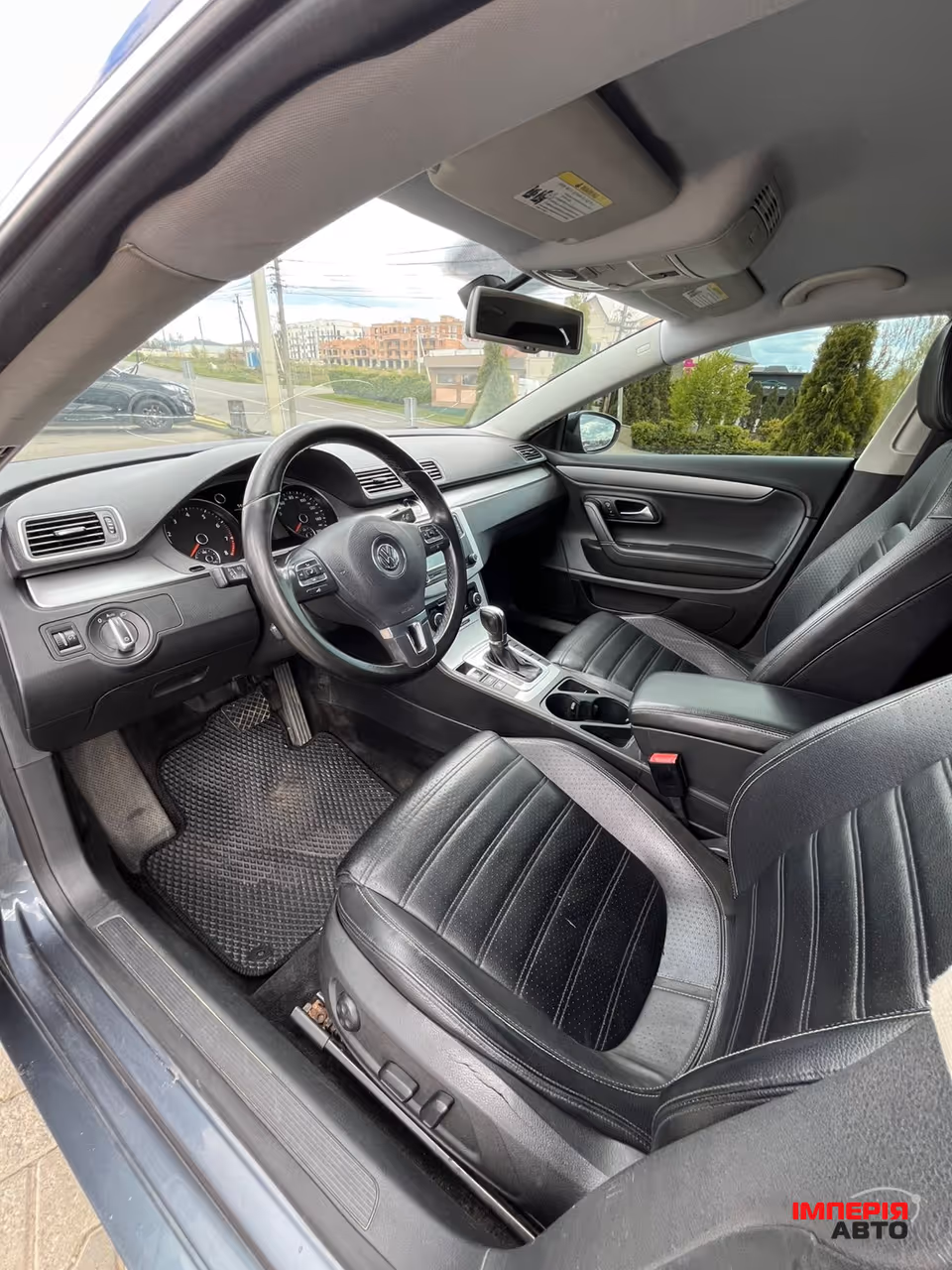 Volkswagen Passat CC - фото 11