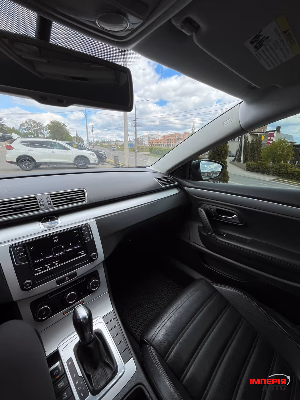 Volkswagen Passat CC - фото 8