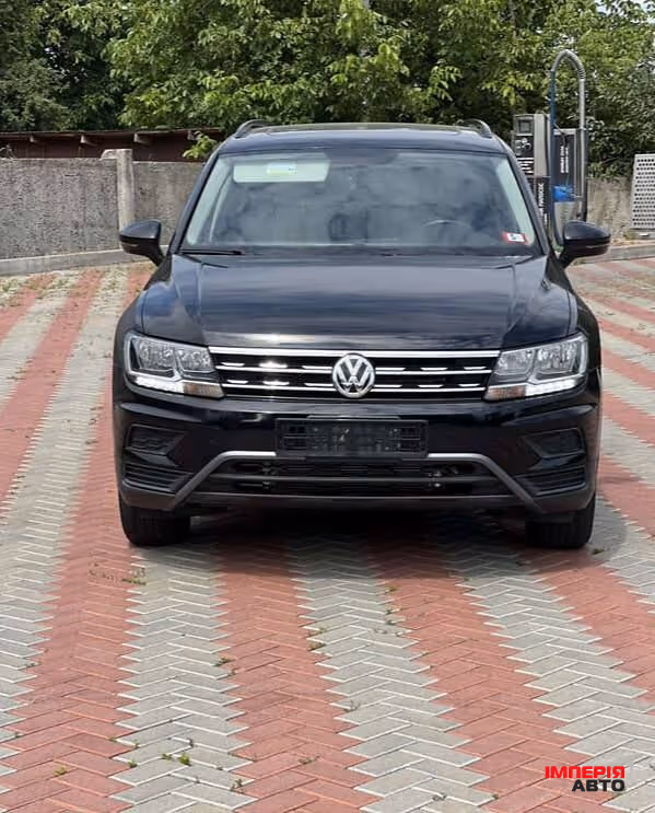 Volkswagen Tiguan - фото 2