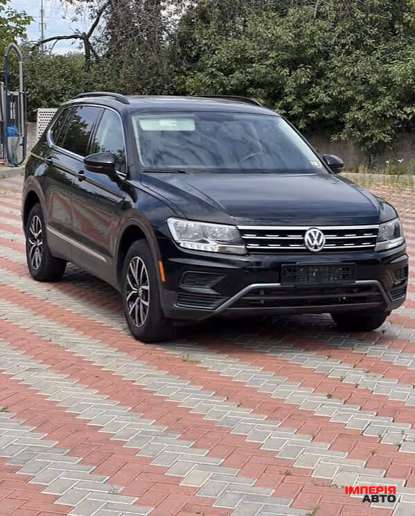 Volkswagen Tiguan - фото 3