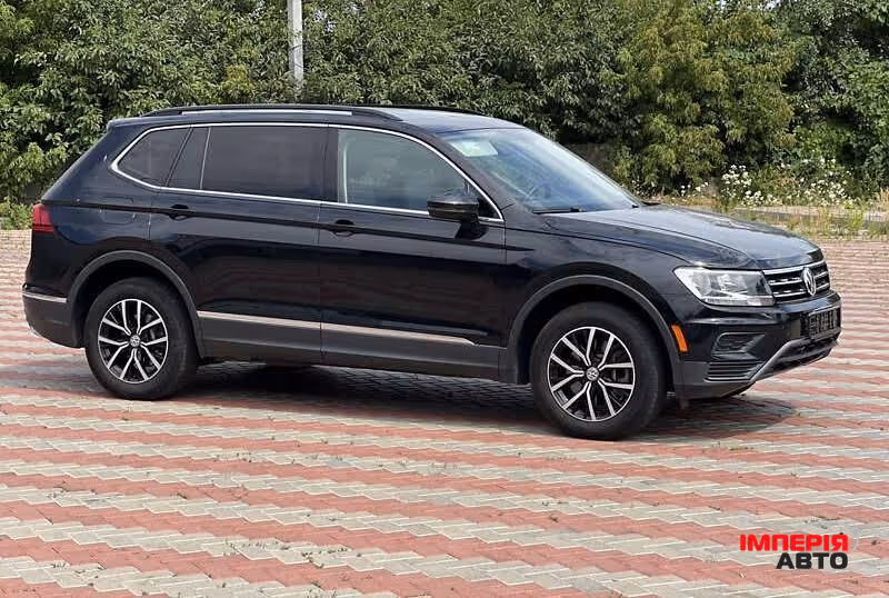 Volkswagen Tiguan - фото 4