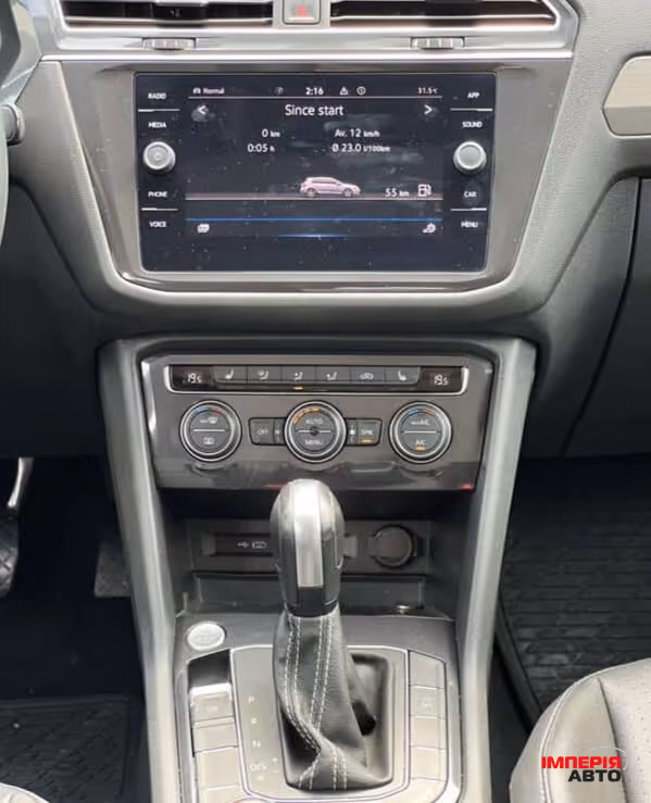 Volkswagen Tiguan - фото 9