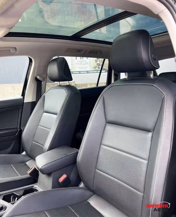 Volkswagen Tiguan - фото 11