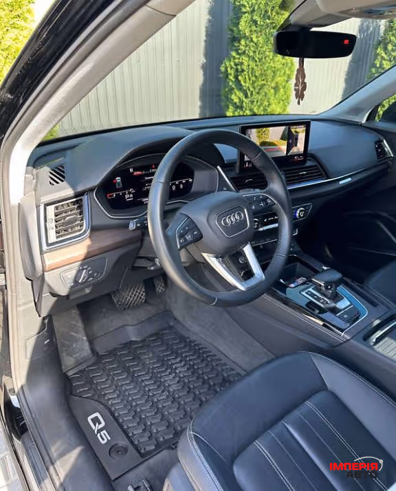 Audi Q5 - фото 7