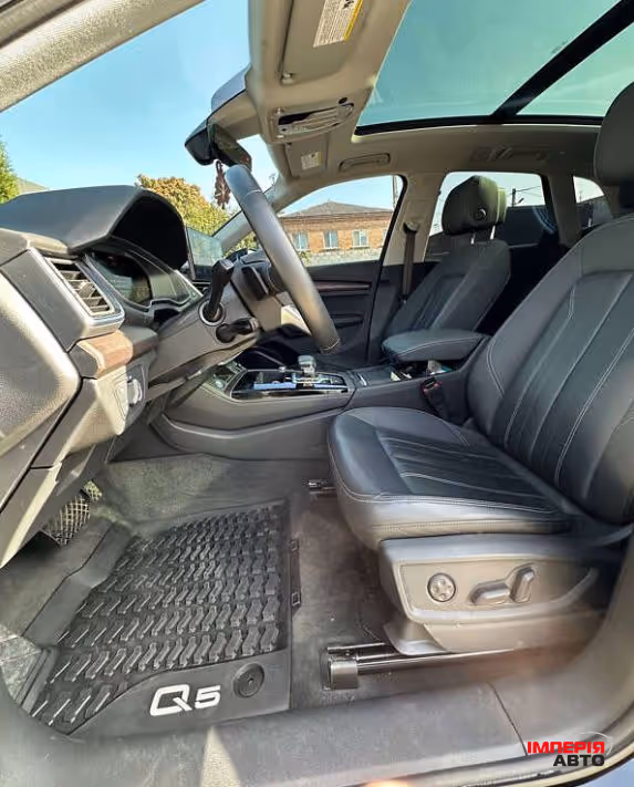 Audi Q5 - фото 10