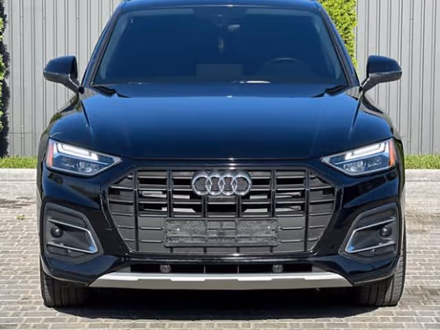Audi Q5 - фото 1