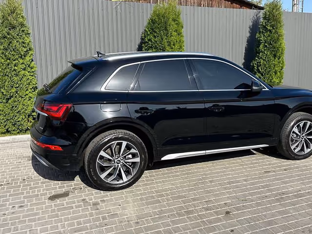 Audi Q5 - фото 5
