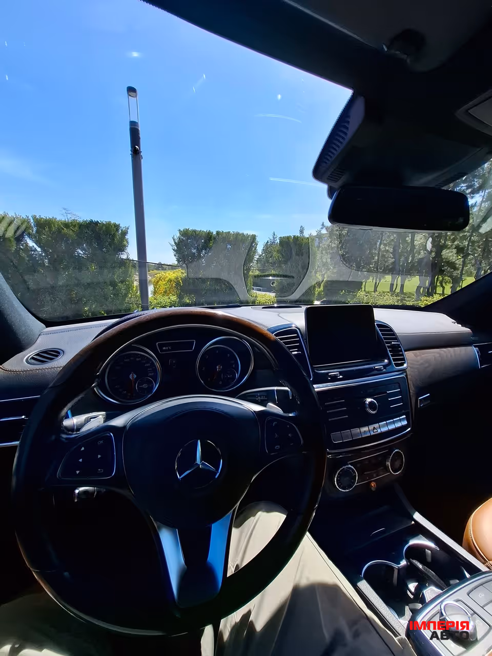 Mercedes-Benz GLS - фото 14