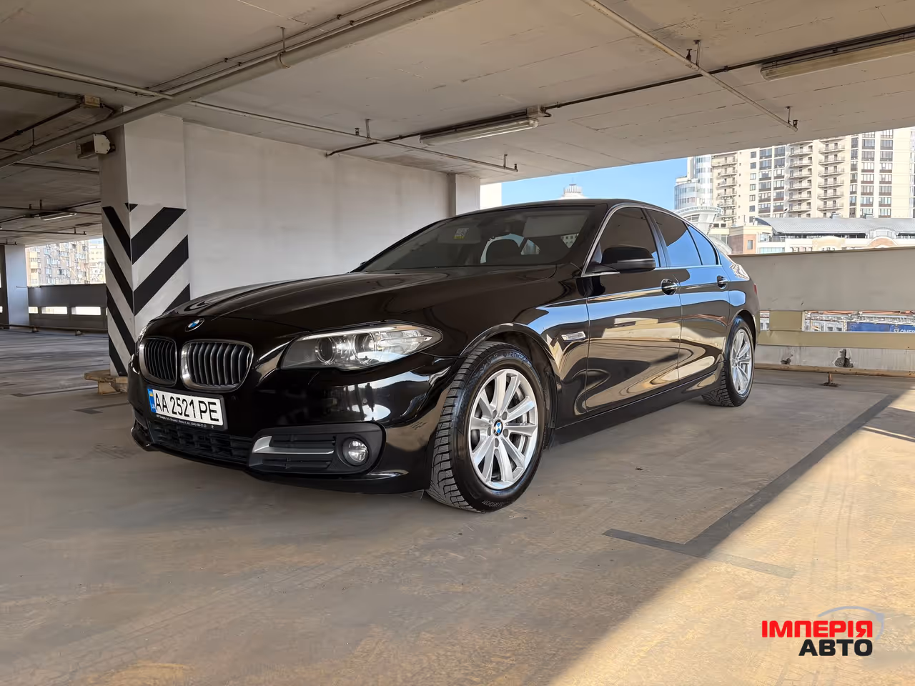 BMW 5 серії - фото 1