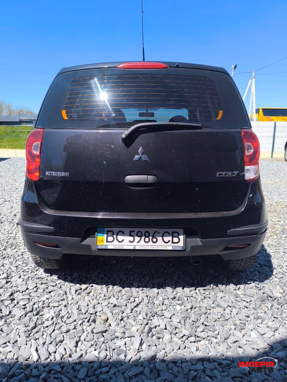 Mitsubishi Colt - фото 6