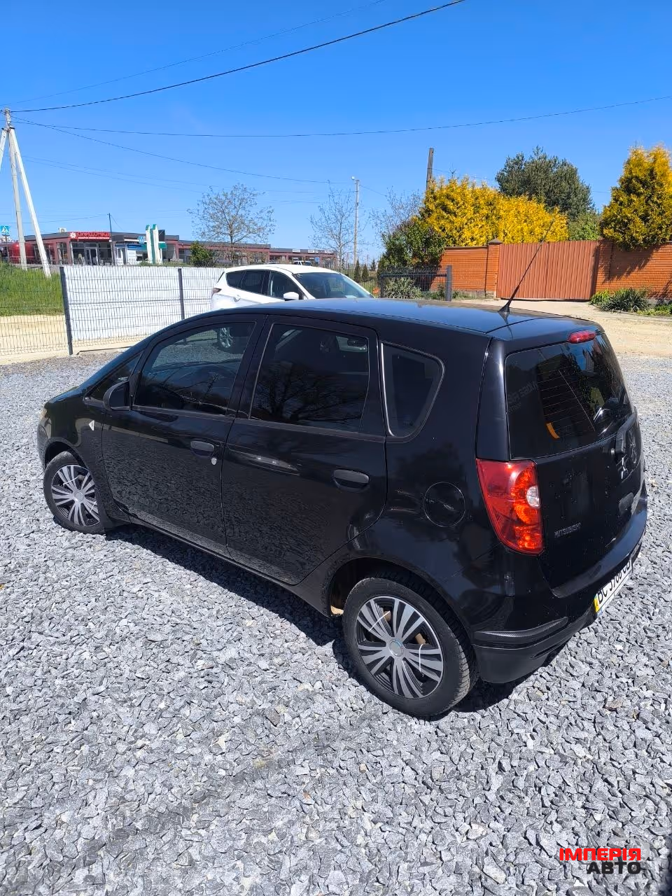 Mitsubishi Colt - фото 8