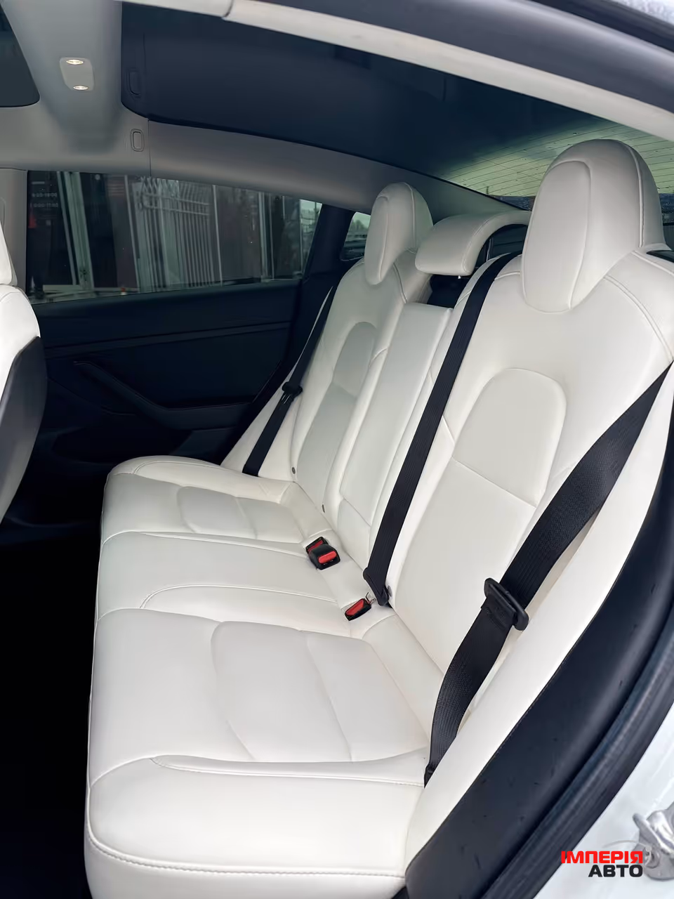 Tesla Model 3 - фото 9