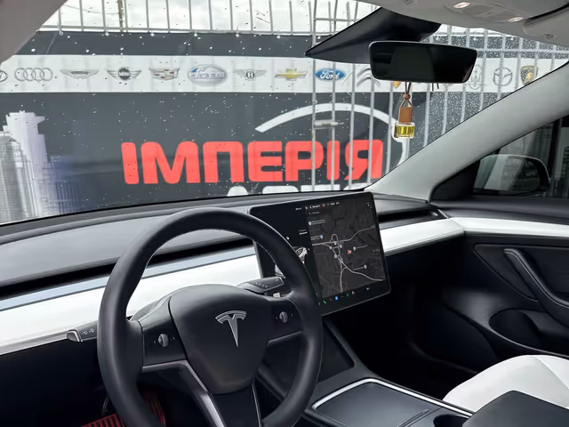 Tesla Model 3 - фото 5