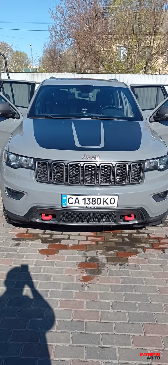 Jeep Grand Cherokee - фото 17