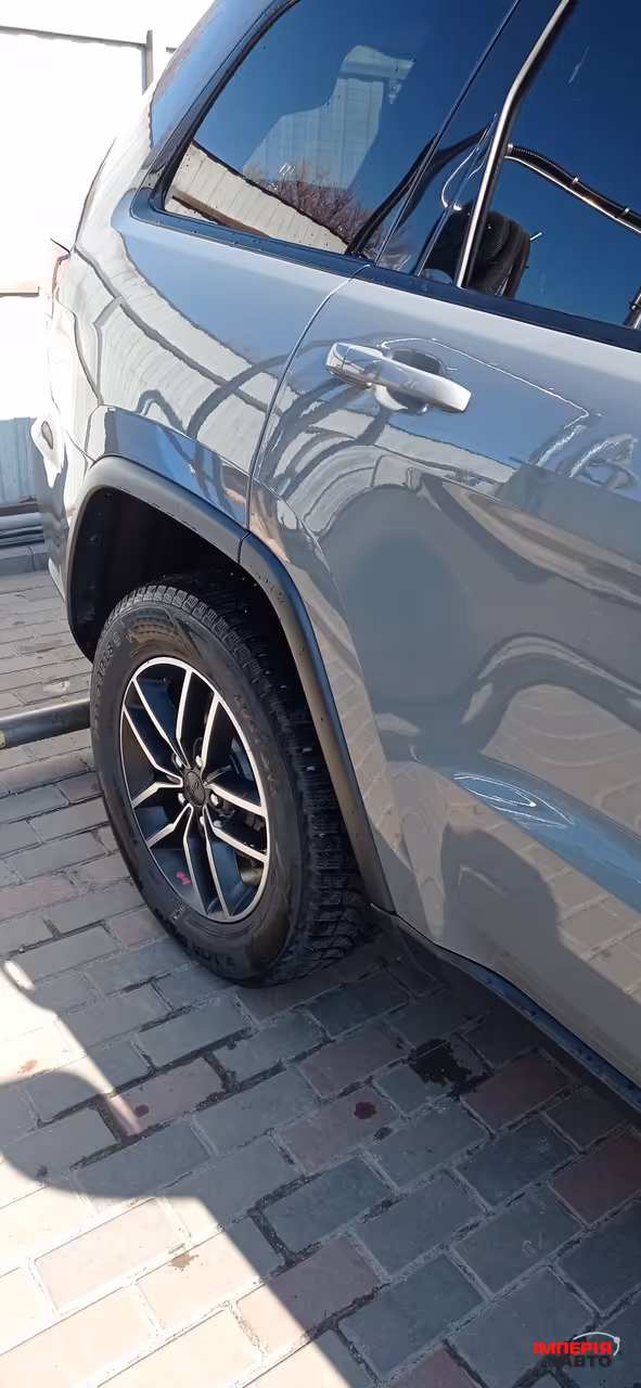 Jeep Grand Cherokee - фото 20