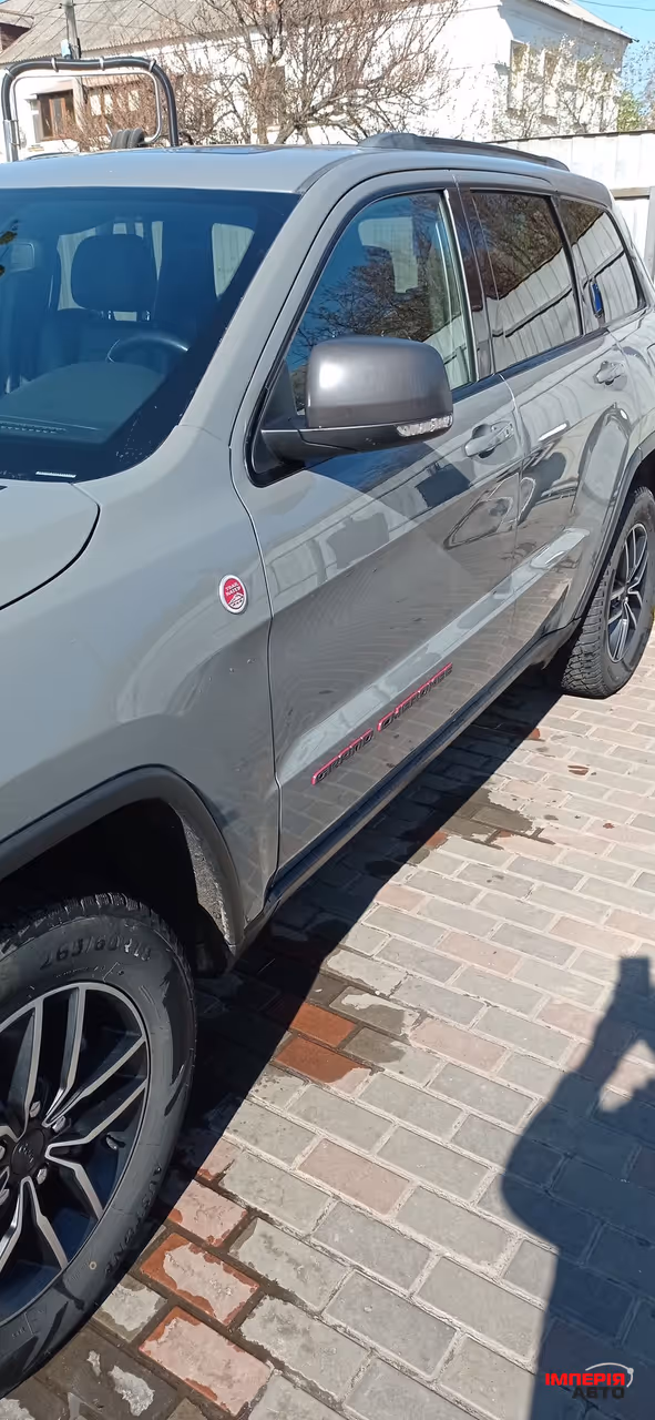 Jeep Grand Cherokee - фото 19
