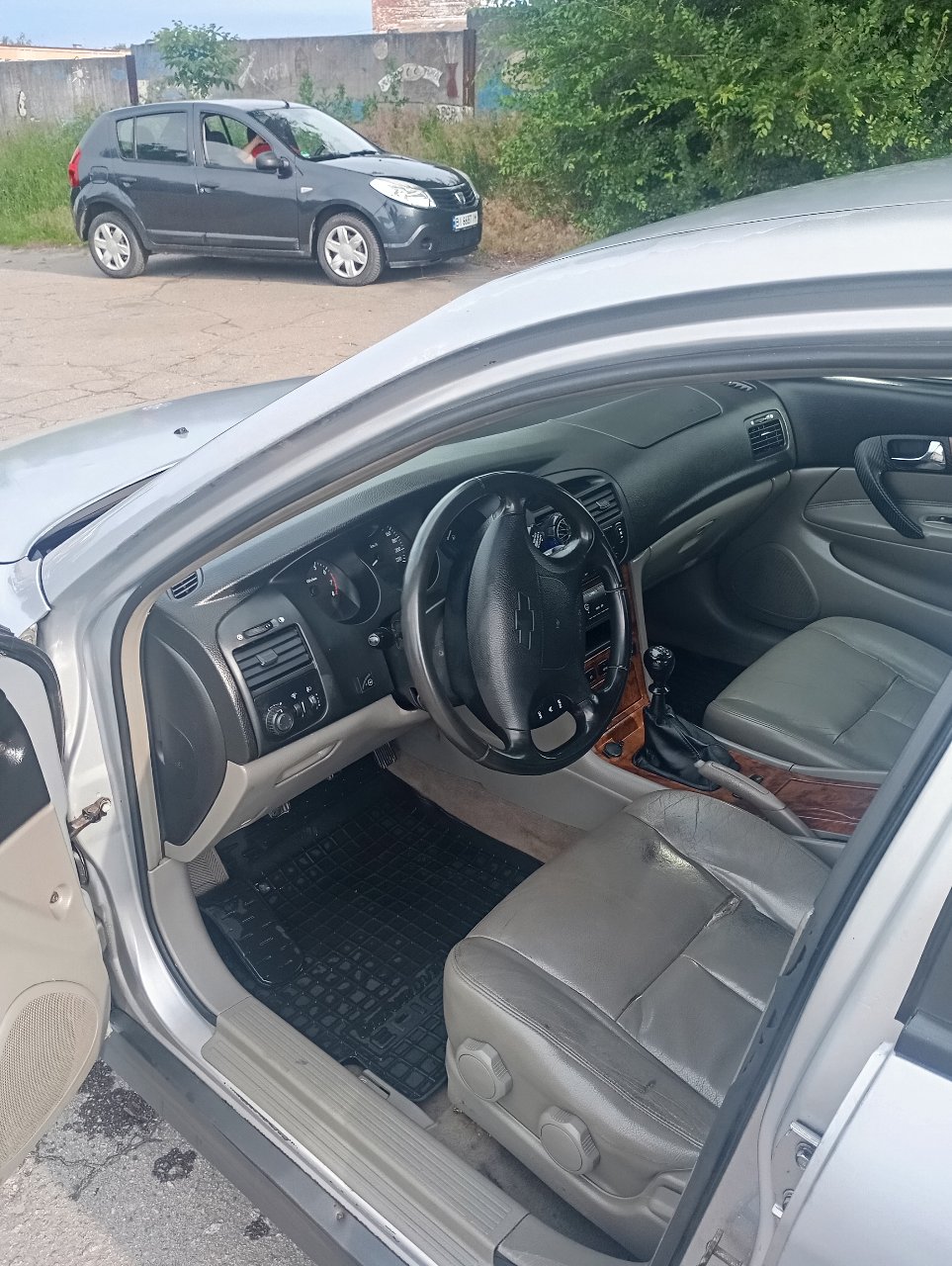 Chevrolet Evanda - фото 3