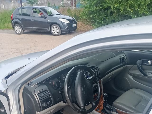 Chevrolet Evanda - фото 3