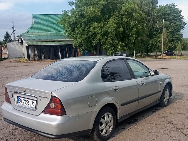 Chevrolet Evanda - фото 5