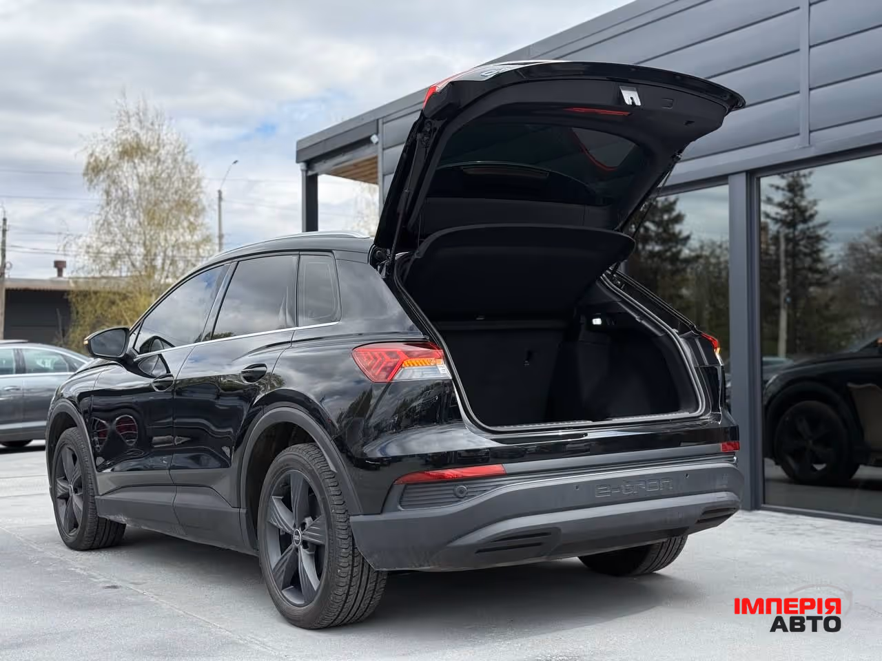 Audi Q4 e-tron - фото 100