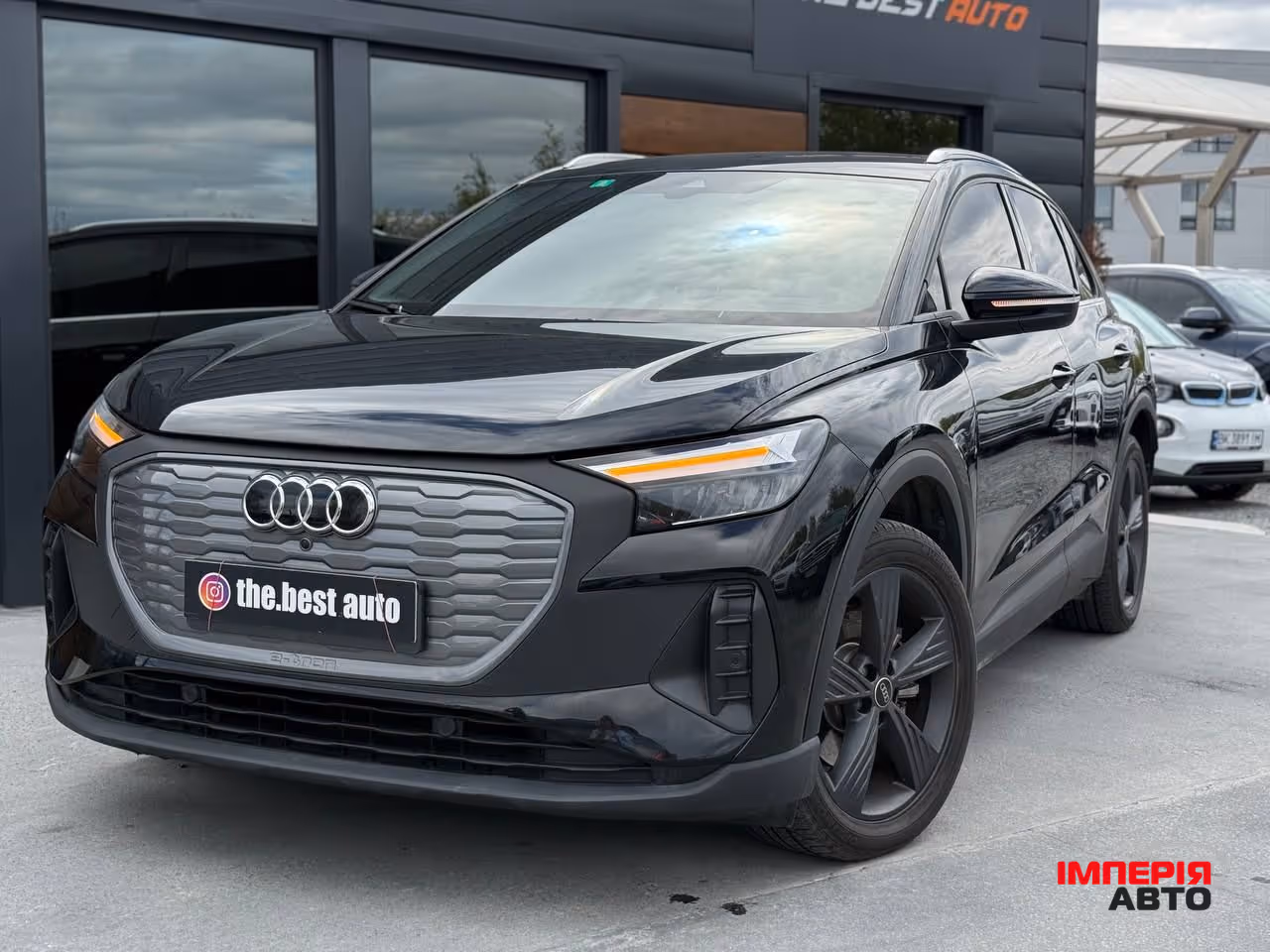 Audi Q4 e-tron - фото 4