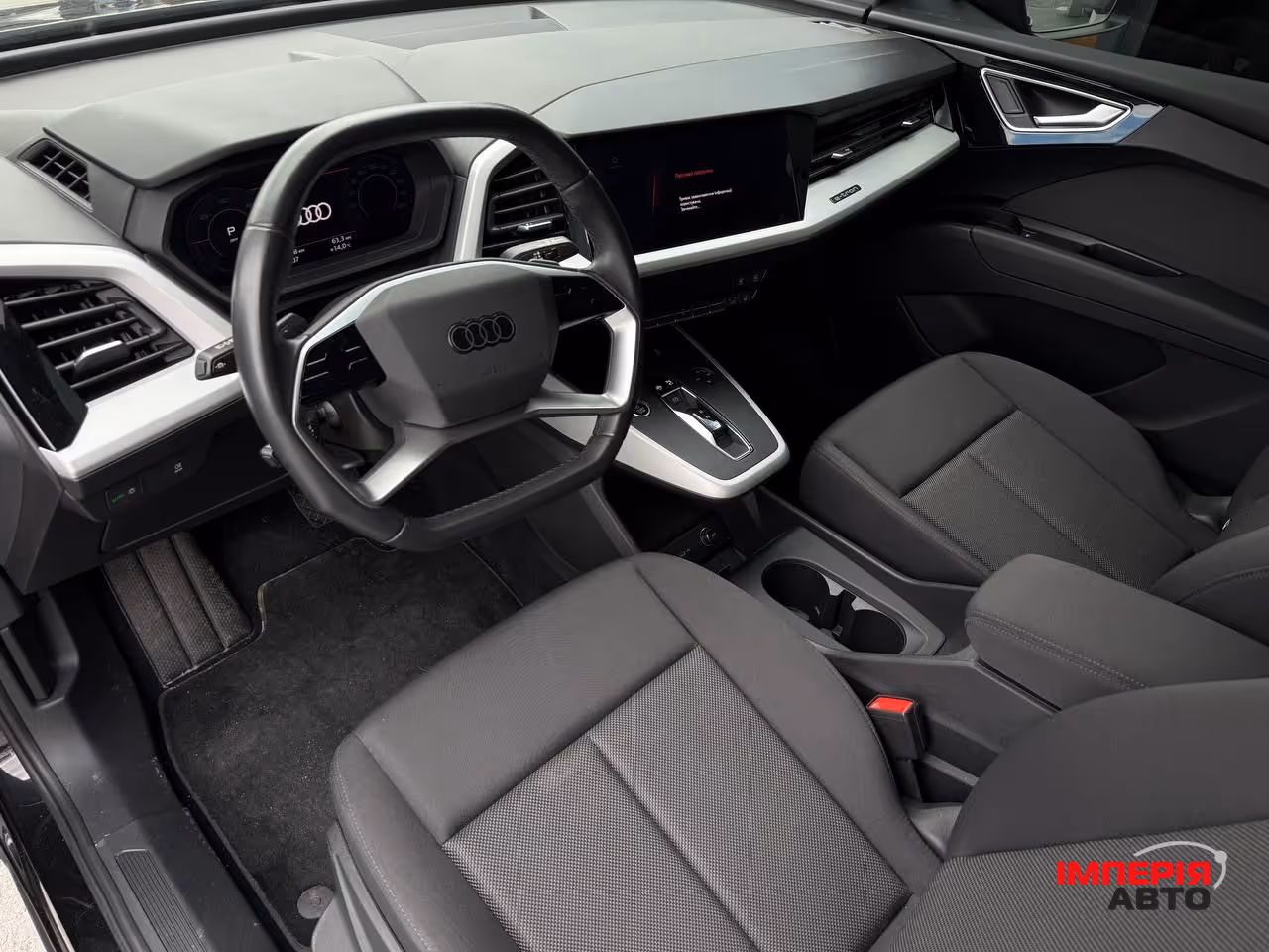 Audi Q4 e-tron - фото 41