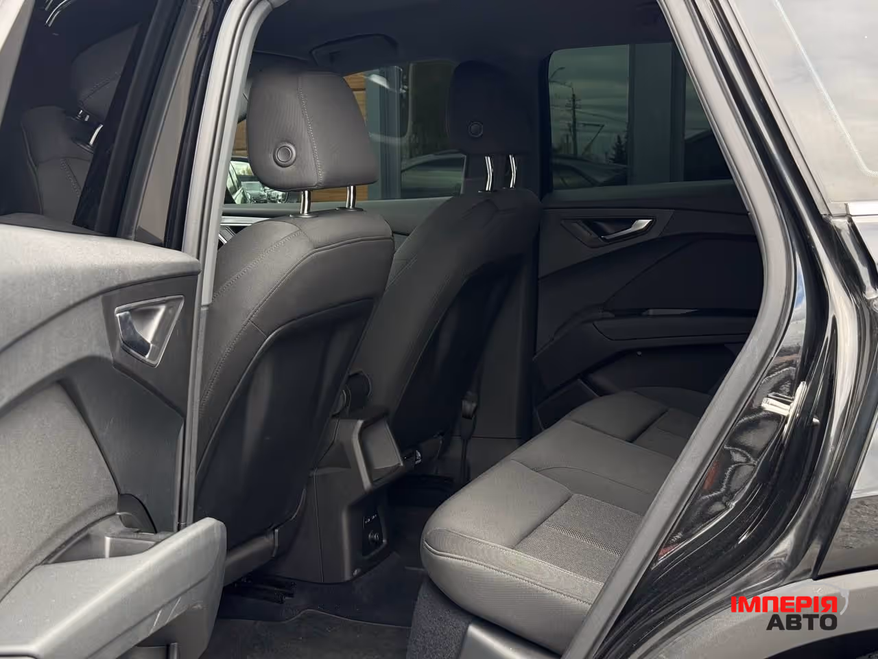 Audi Q4 e-tron - фото 81