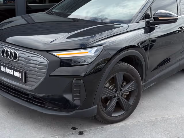 Audi Q4 e-tron - фото 5