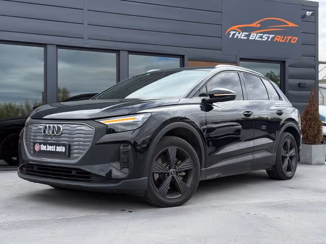 Audi Q4 e-tron - фото 1