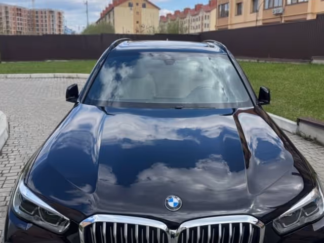 BMW X5 - фото 2