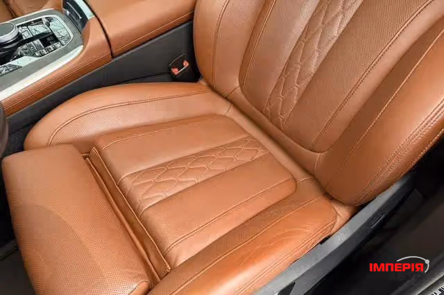 BMW X7 - фото 13