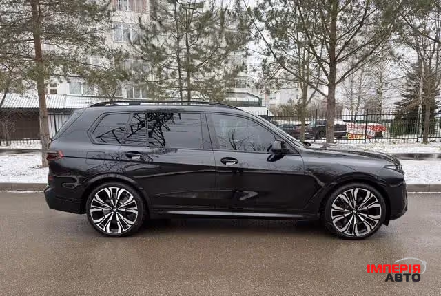 BMW X7 - фото 5