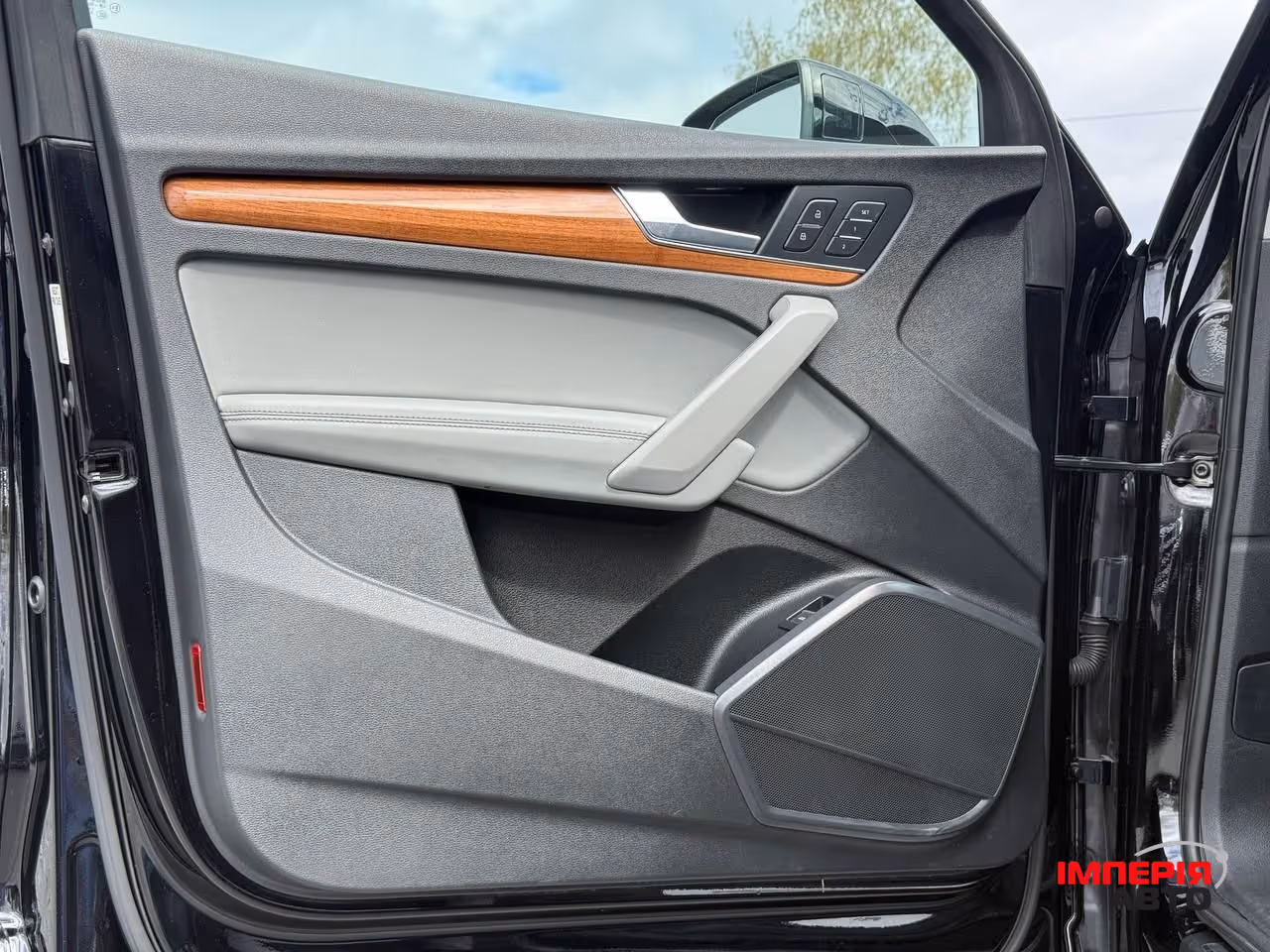 Audi Q5 - фото 26
