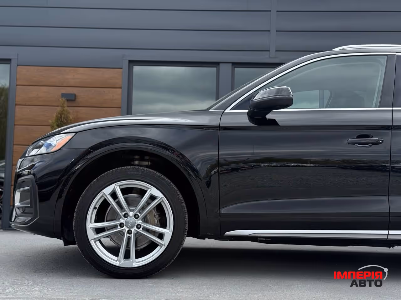 Audi Q5 - фото 17