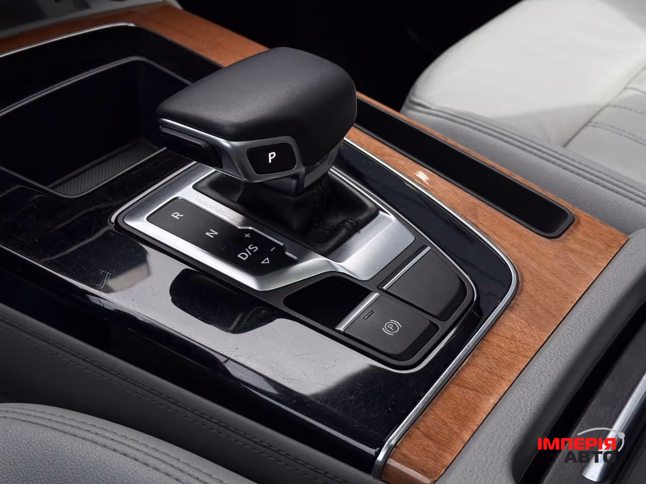 Audi Q5 - фото 44