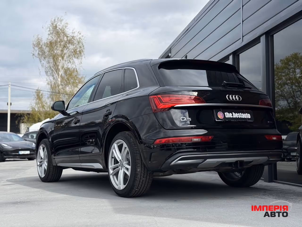 Audi Q5 - фото 11