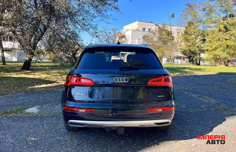 Audi Q5 - фото 2
