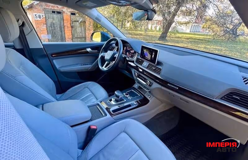 Audi Q5 - фото 9