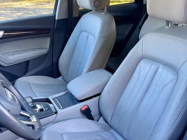 Audi Q5 - фото 5