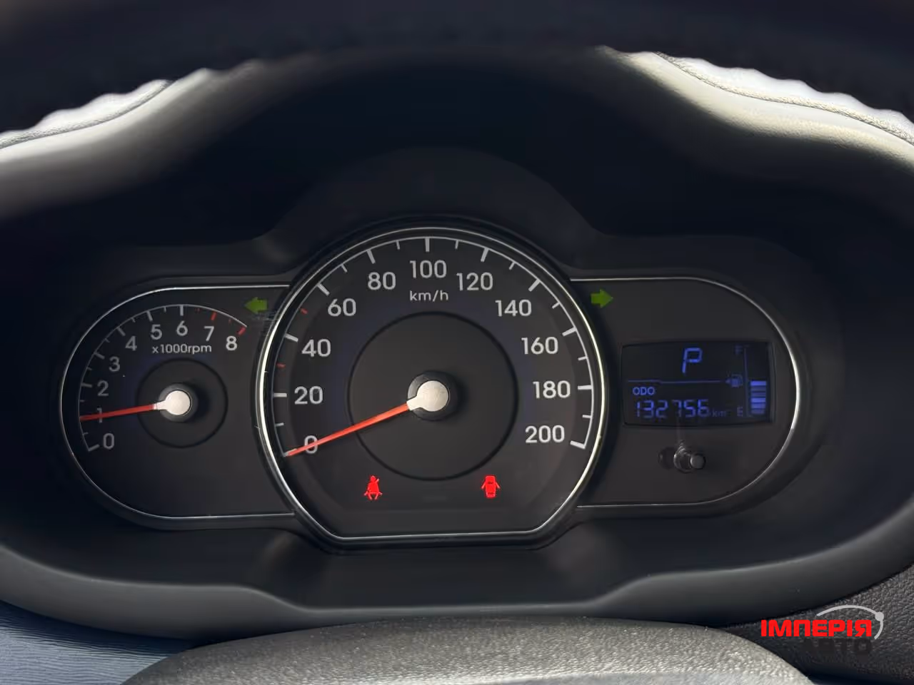 Hyundai i10 - фото 19