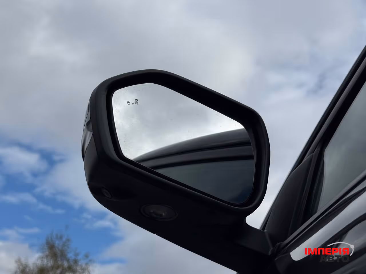 Ford Explorer - фото 18